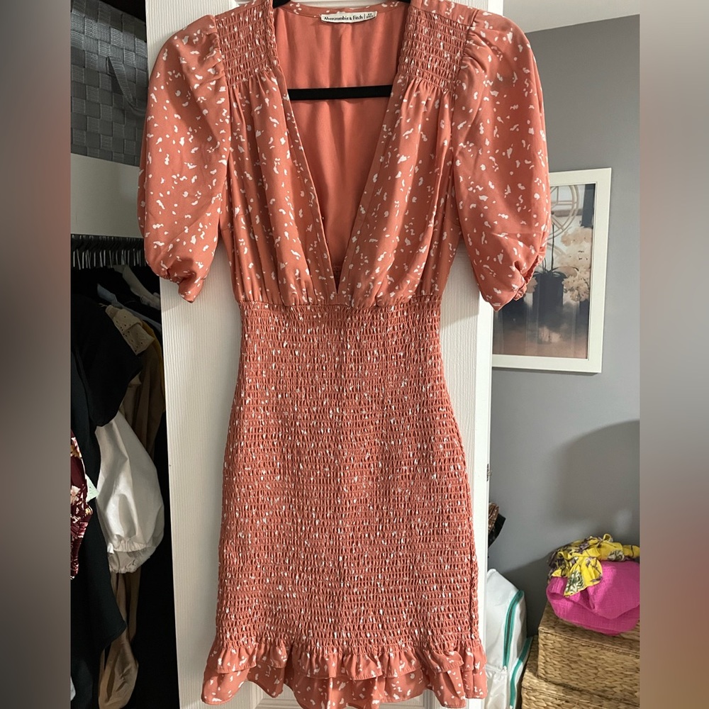 Abercrombie size xs pink scrunch dress